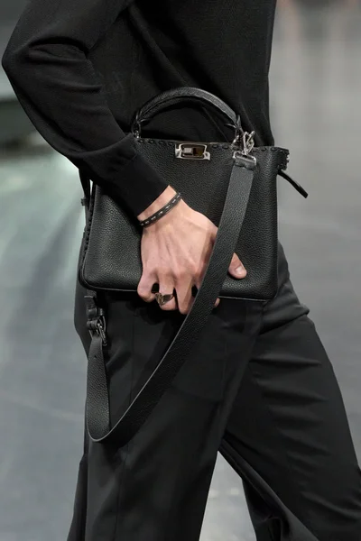 Look 85